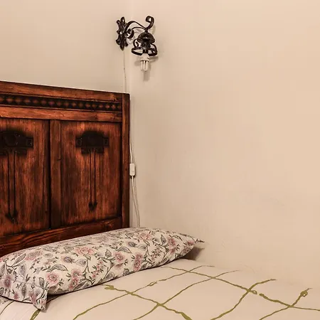 Pulcinella Tipico Centro Storico * Montepulciano Stazione