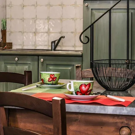 펜션 Pulcinella Tipico Centro Storico