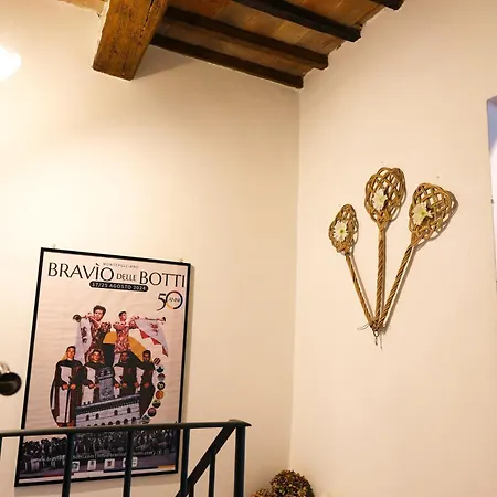 Pulcinella Tipico Centro Storico 펜션 Montepulciano Stazione